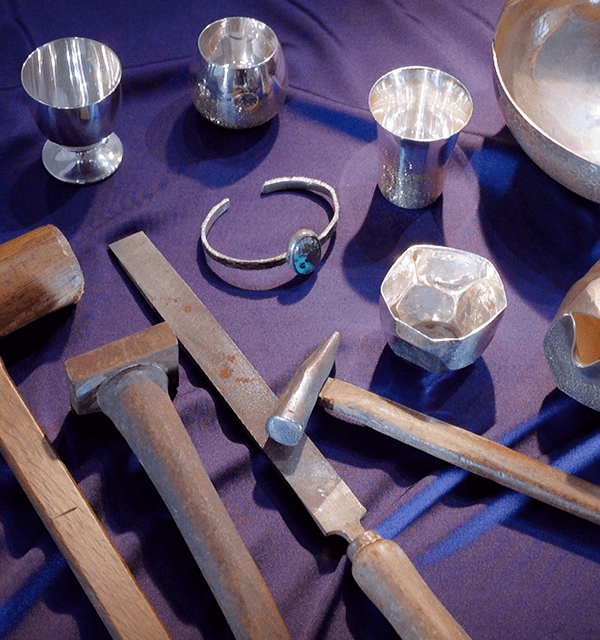 OUR MISSION コードとデザインで日本伝統を世界へ